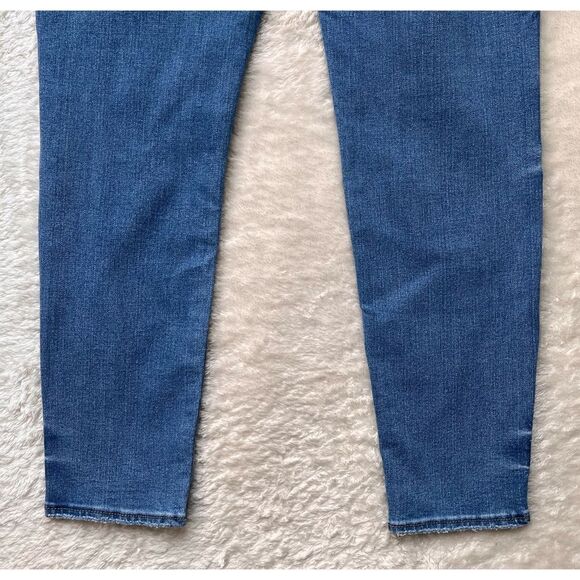 NWT Fashion Nova Sneaking Out Stretch Skinny Jeans - Medium Wash, Size 13 - Picture 15 of 16